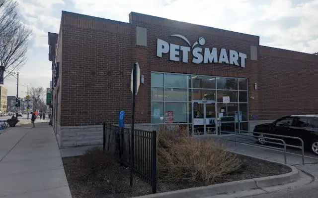 PetSmart in Chicago, IL