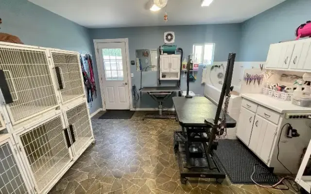 Hillcrest Dog Salon in Hastings, MI