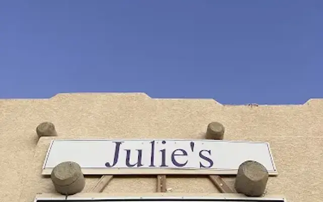 Julie's Dog Grooming in Arizona City, AZ