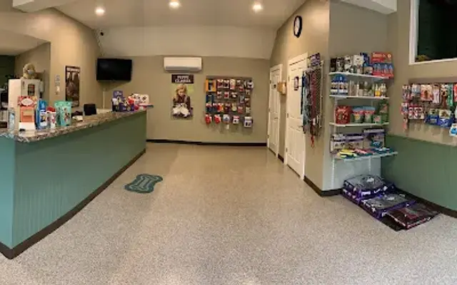 White Mountain College for Pets and Boarding Lodge in Holderness, NH