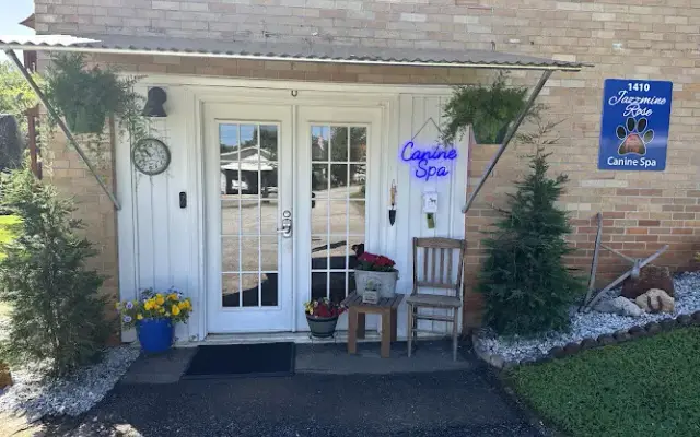 Jazzmine Rose Canine Spa in Travelers Rest, SC
