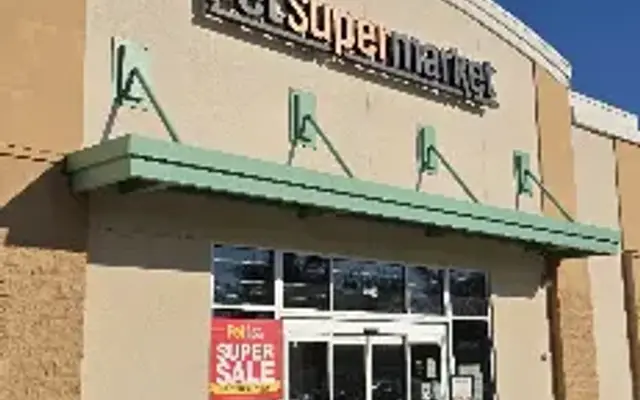 Pet Supermarket in DeLand, FL