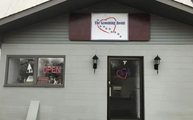 Grooming Room in Evansville, WI