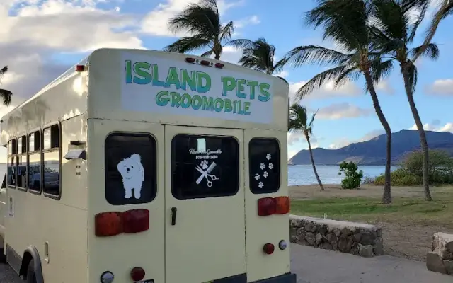 Island Pets Groomobile in Mililani, HI