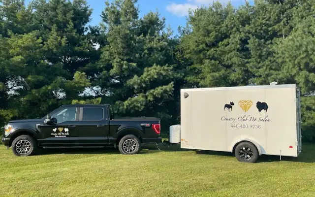 Country Club Pet Salon in Grafton, OH