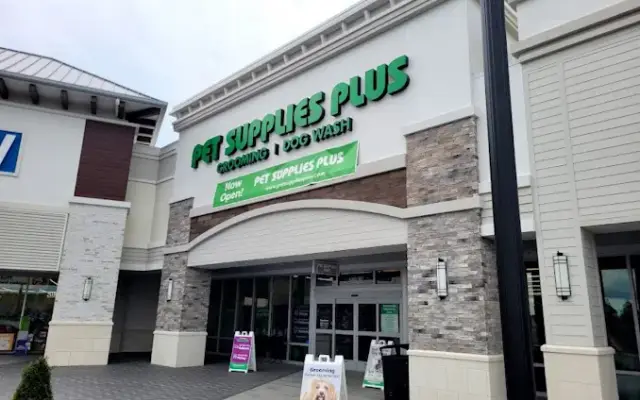 Pet Supplies Plus Parrish in Parrish, FL