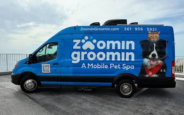 Zoomin Groomin in Jupiter, FL