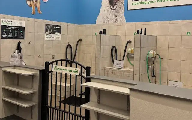 Pet Supplies Plus Cabot Grooming in Cabot, AR