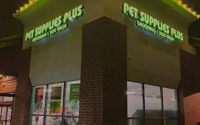 Pet Supplies Plus Gold River in Gold River, CA