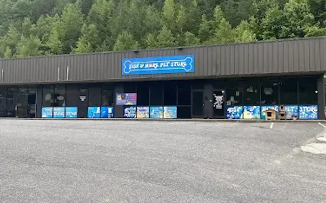 Barks & Bubbles K9 Grooming in Sylva, NC