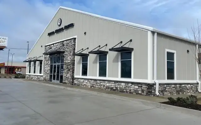 Animal Medical Center of Moss Bluff in Lake Charles, LA