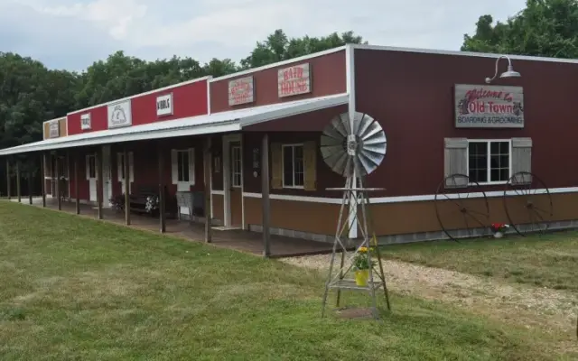 Old Town Pet Resort in Waynesville, MO