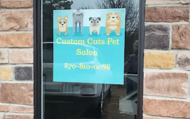 Custom Cuts Pet Salon in Pocahontas, AR