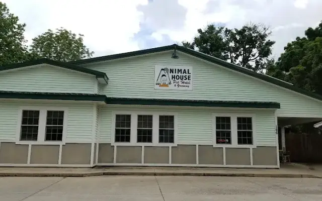 Animal House Pet Hotel & Grooming in Versailles, KY