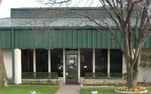 Casa Linda Animal Clinic in Dallas, TX