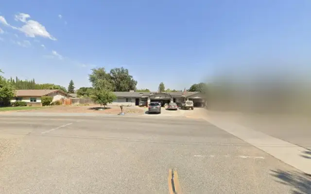 Sarah’s Pet Grooming in Madera, CA