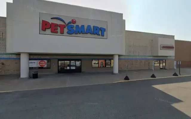 PetSmart Grooming in Davenport, IA