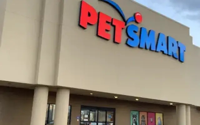 PetSmart in Roseville, MI