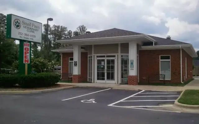 Small Paws Veterinary Clinic in Elizabeth City, NC