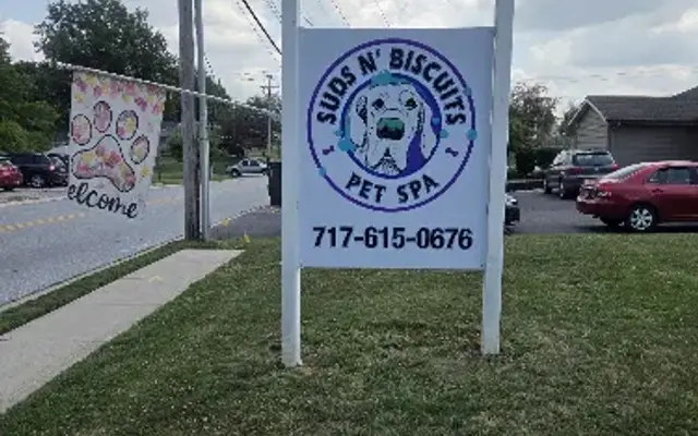 Suds N Biscuits Pet Spa in Dover, PA