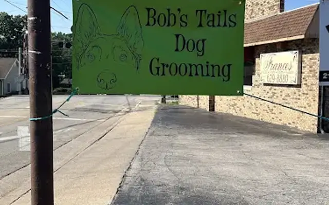 Bob's Tails in Riverton, IL