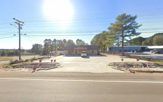 Royal Pooch in Pontotoc, MS