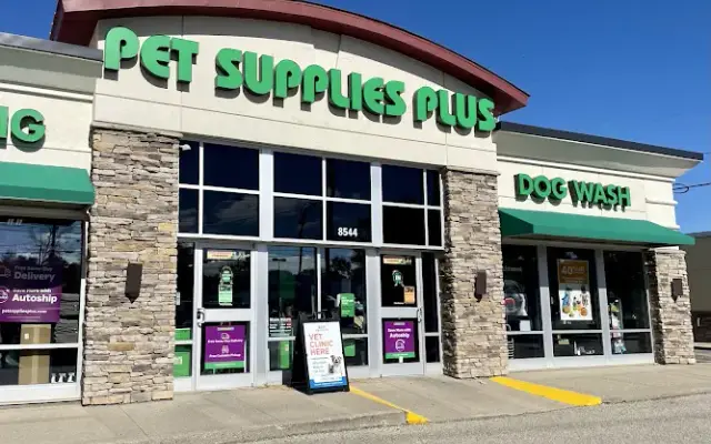 Pet Supplies Plus Cincinnati-Beechmont in Cincinnati, OH