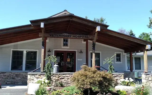 Bloomingrove Veterinary Hospital in Rensselaer, NY