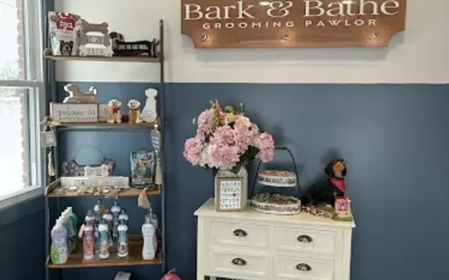 Bark & Bathe Grooming Pawlor & Spa in Elizabethtown, KY