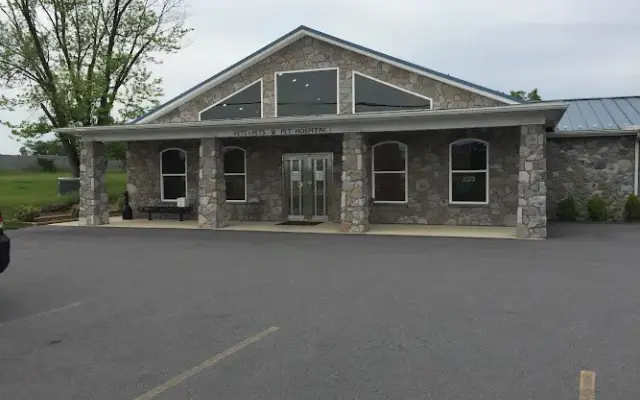 Vets & Pets Pet Hospital in Martinsburg, WV