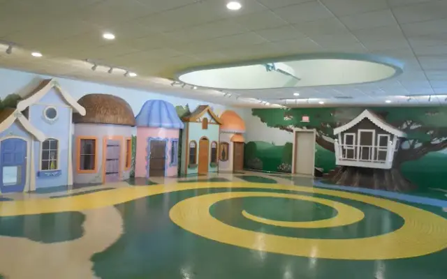 Lollipups Pet Resort in Delavan, WI
