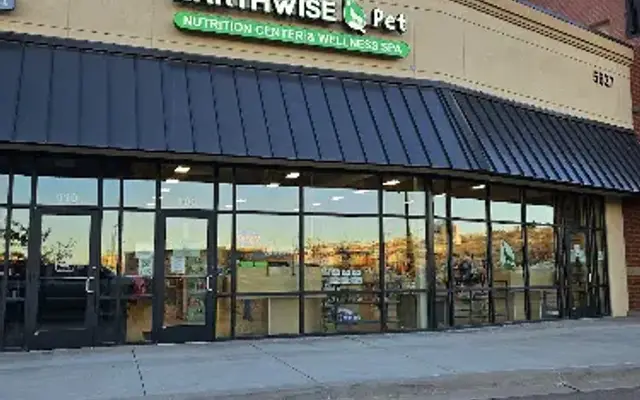 EarthWise Pet Powers Pointe in Colorado Springs, CO