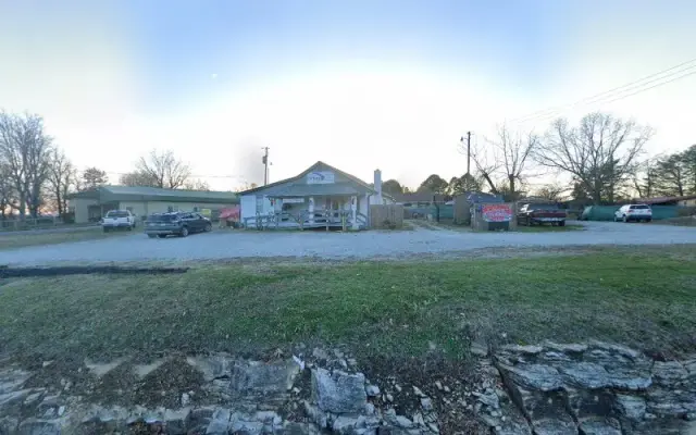 BowWow B&G in Melbourne, AR