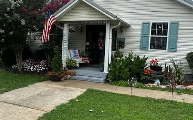 Puppy Le Pew Pet Grooming & Boarding in Maysville, GA