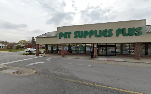 Pet Supplies Plus Merrionette Park Grooming in Merrionette Park, IL