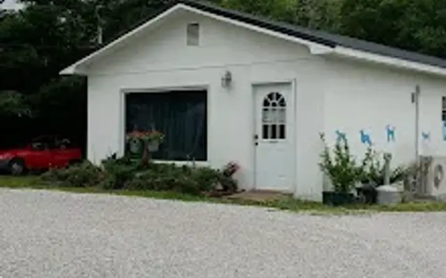 Canine Beauty Spa in Weaver, AL