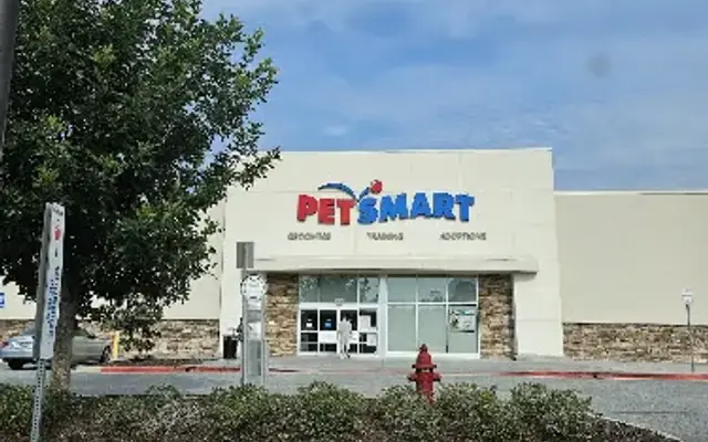 PetSmart in Hinesville, GA