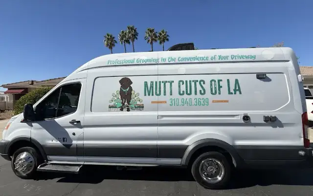 Mutt Cuts of LA in Redondo Beach, CA