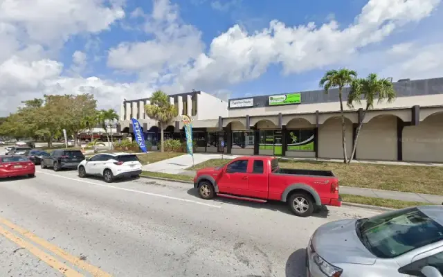 Aruna pet grooming in Miami, FL