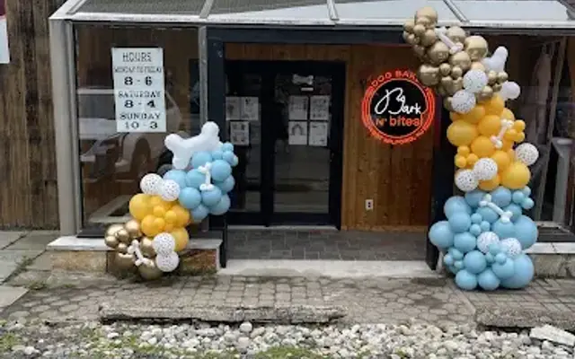 Pequannock Feed & Pet Supply & Grooming in West Milford, NJ