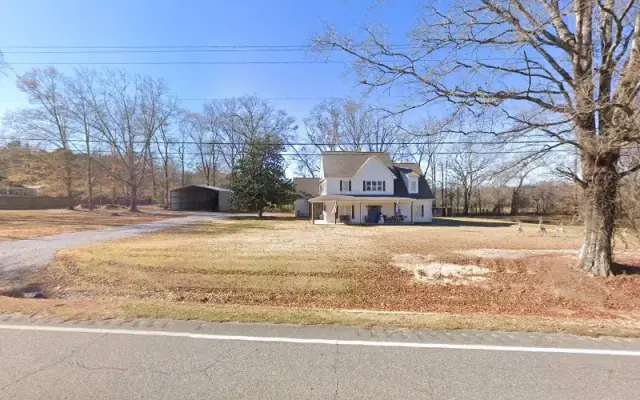 Uppity Pup in Columbiana, AL