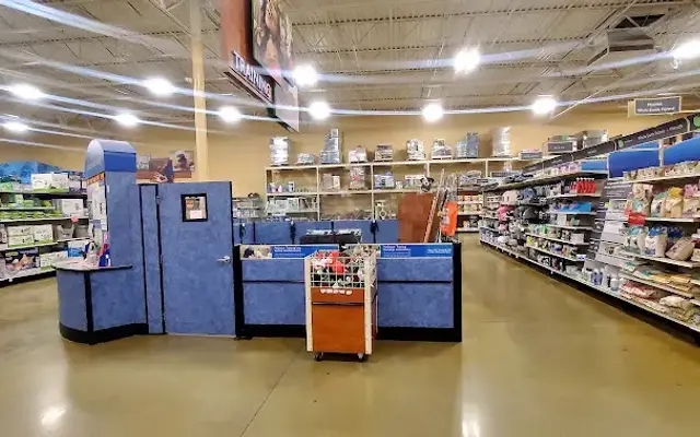 PetSmart Grooming in Shawnee, KS