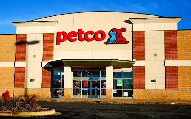 Petco in North Aurora, IL