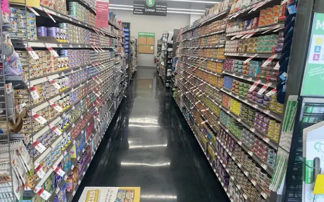 Pet Supplies Plus Burlington in Burlington, WA