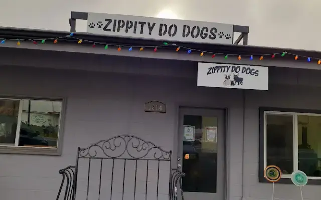 Zippity Do Dogs in Onalaska, WA