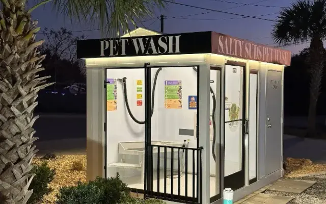 Salty Suds Pet Wash in Panama City Beach, FL