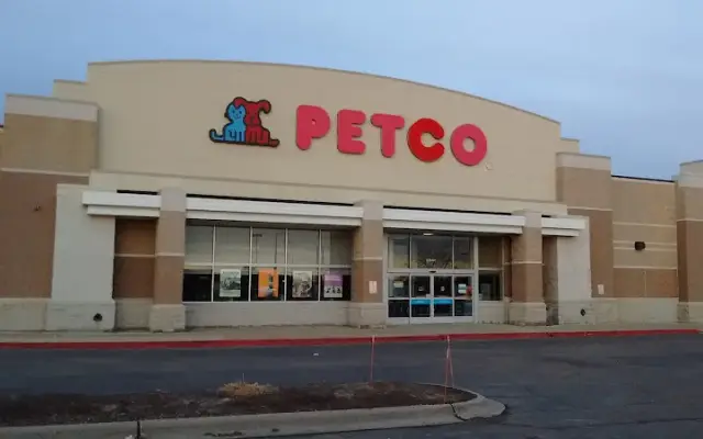Petco in Dubuque, IA