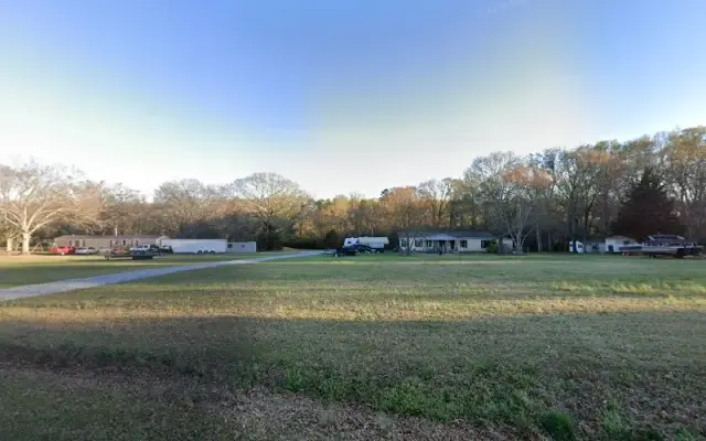 Garretts Pet Ranch - Pet Grooming & Boarding in Townville, SC