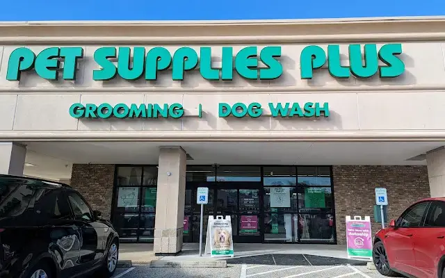Pet Supplies Plus Houston - Memorial & Kirkwood in Houston, TX