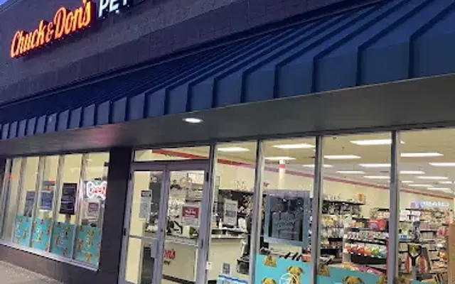 Chuck & Don's Pet Food & Supplies in Minnetonka, MN